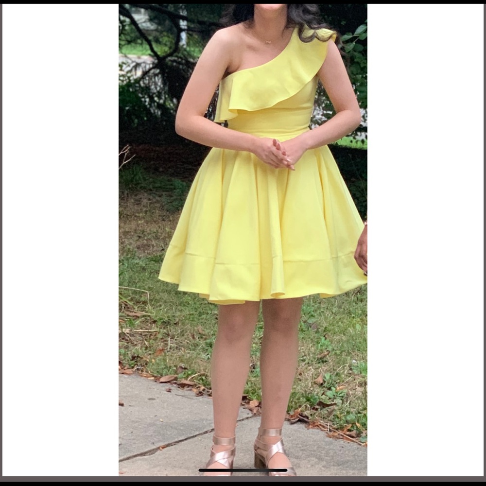 Yellow one shoulder dress with pockets
